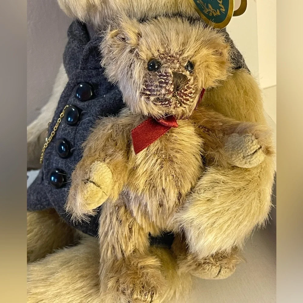 Limited Edition Bearington Teddy Bear with Glasses - Picture 3 of 7